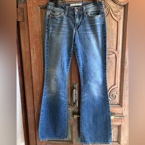 Joe’s Classic Blue Jeans Honey Fit Size 26